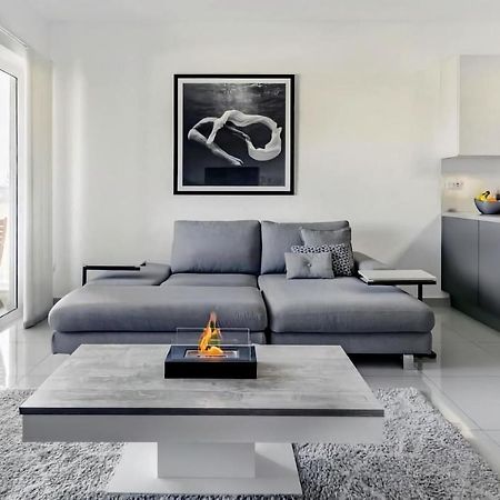 Award Winning Apartment St Julians سانت جوليان المظهر الخارجي الصورة