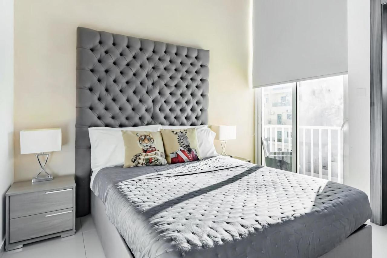 Award Winning Apartment St Julians سانت جوليان المظهر الخارجي الصورة
