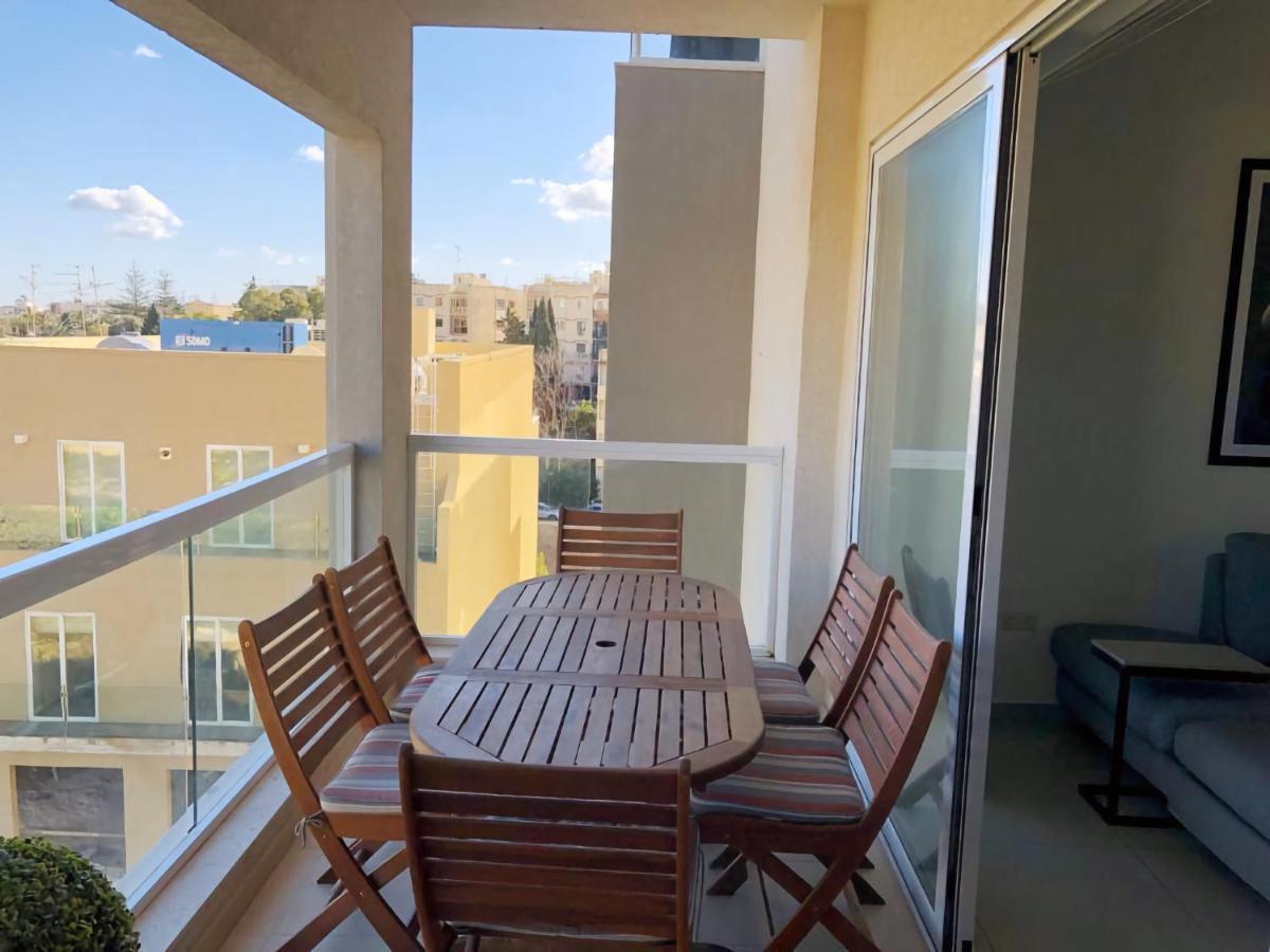 Award Winning Apartment St Julians سانت جوليان المظهر الخارجي الصورة